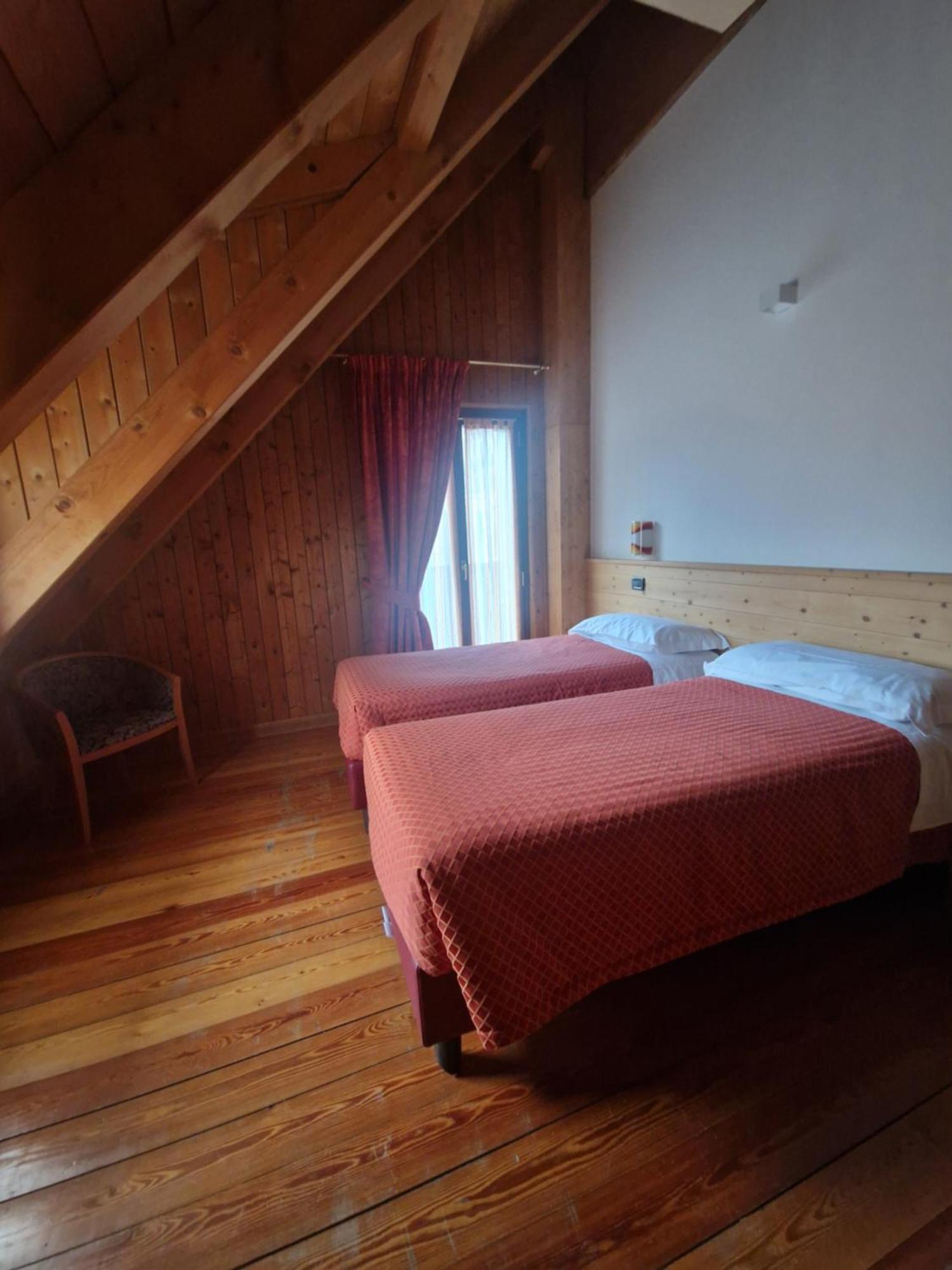 Hotel Raibl E Appartamenti Tarvisio Eksteriør bilde