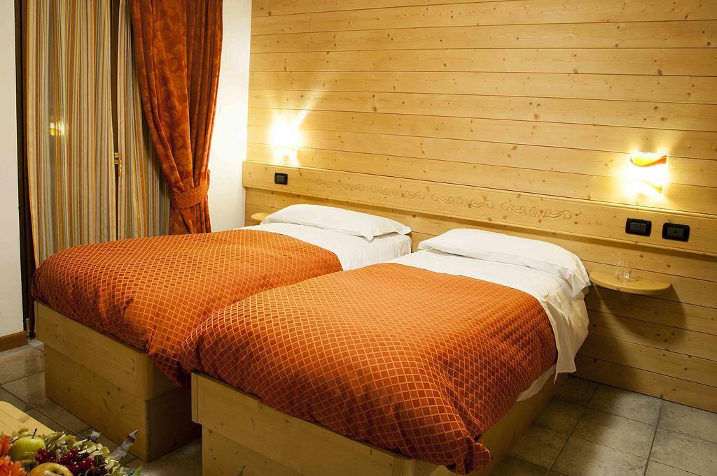 Hotel Raibl E Appartamenti Tarvisio Eksteriør bilde